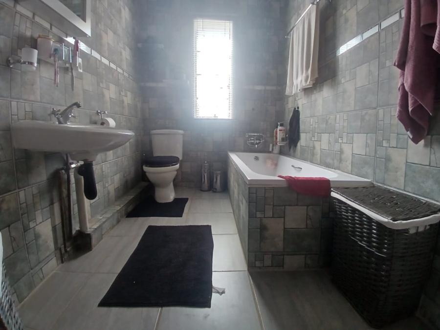 3 Bedroom Property for Sale in Oudorp North West